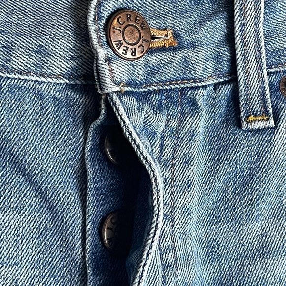 J. Crew Mid Rise Distressed Button Fly Cutoff Denim Shorts Blue C6214 Size 28 - Picture 4 of 10